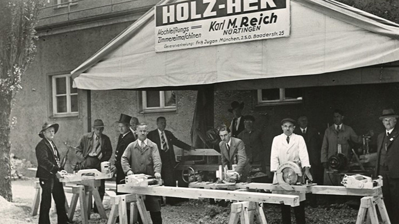 HOLZHER Meilensteine: die ersten Zimmereimaschinen werden hergestellt Meilensteine in der HOLZ-HER Geschichte: 1925